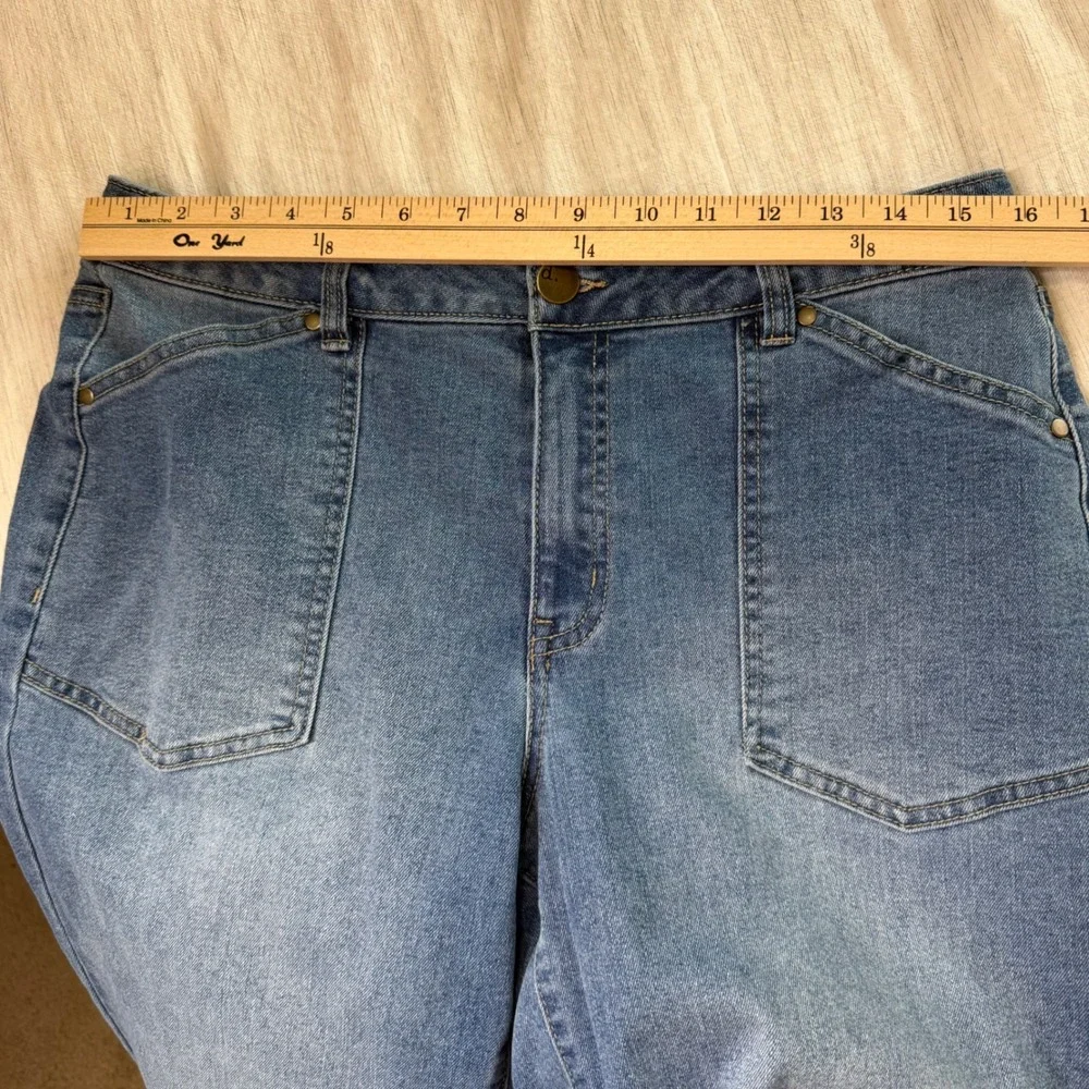 d.jeans New York Women 10 Blue Straight Leg Carpenter Style Denim Jeans